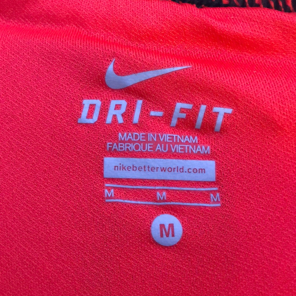 Nike running shorts - Picture 2 of 2